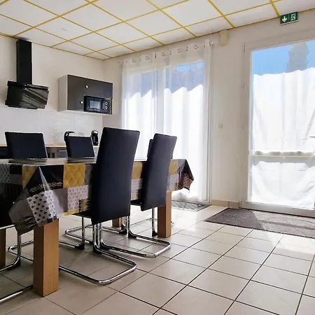 Ferienhaus Grande Maison Proche Centre - 6 *