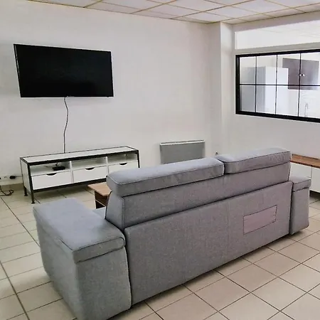 Grande Maison Proche Centre - 6 *